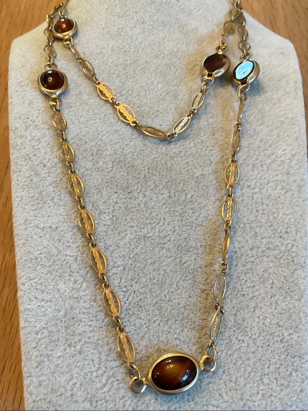 Golden Embers Sarah Coventry 1967  Filigree Necklace With Brown Cabochons
